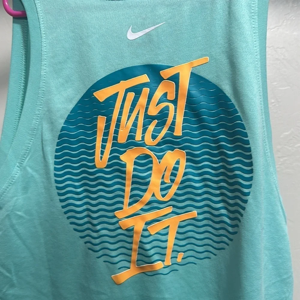 Nike tank top